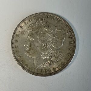 1886 Morgan Silver Dollar (Philadelphia) – 90% Silver – Circulated – See Photos